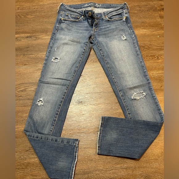 American Eagle Outfitters Denim - American Eagle Outfitters Skinny Distressed Jeans